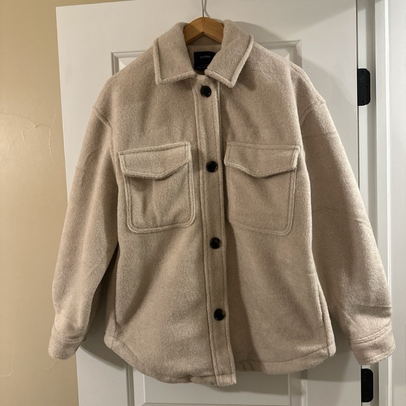 Bershka Jackets & Blazers - Bershka cream button-up shirt jacket.